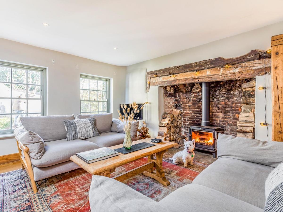 Pass The Keys Charming Downland Cottage Chichester Esterno foto