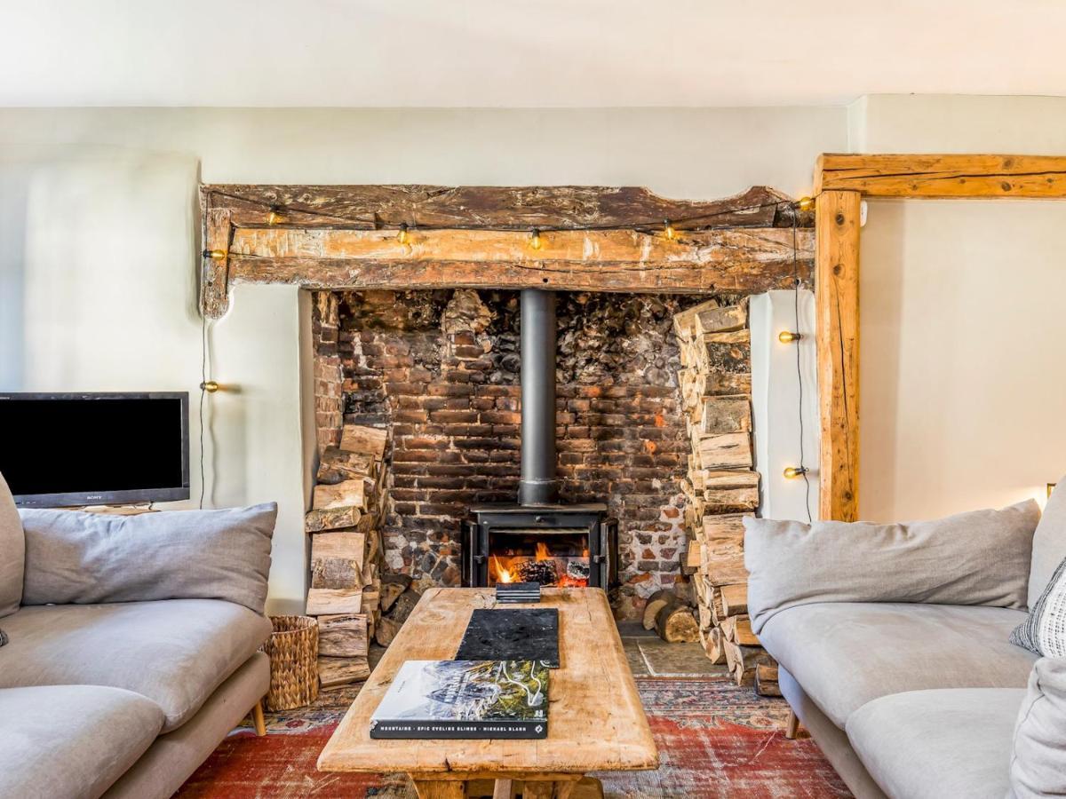 Pass The Keys Charming Downland Cottage Chichester Esterno foto