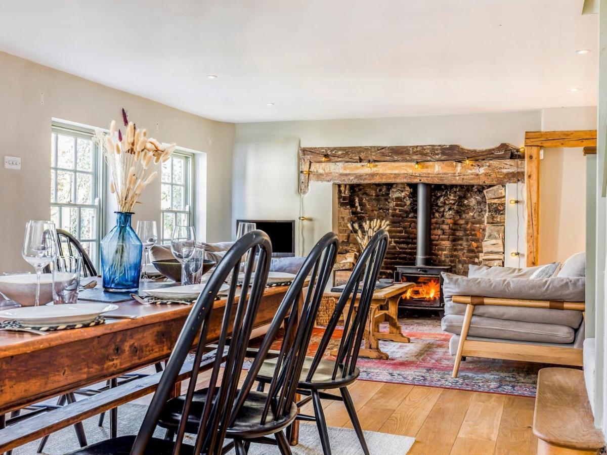 Pass The Keys Charming Downland Cottage Chichester Esterno foto