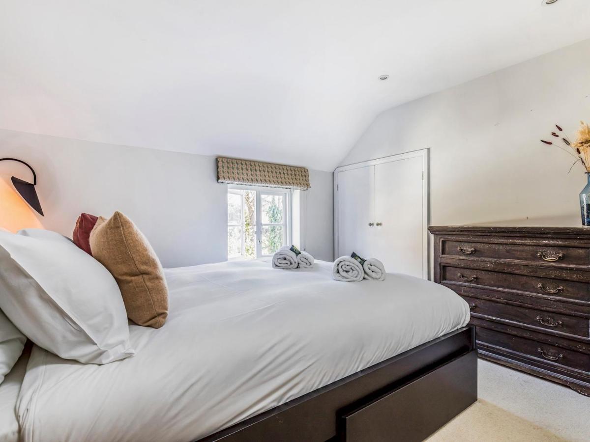 Pass The Keys Charming Downland Cottage Chichester Esterno foto