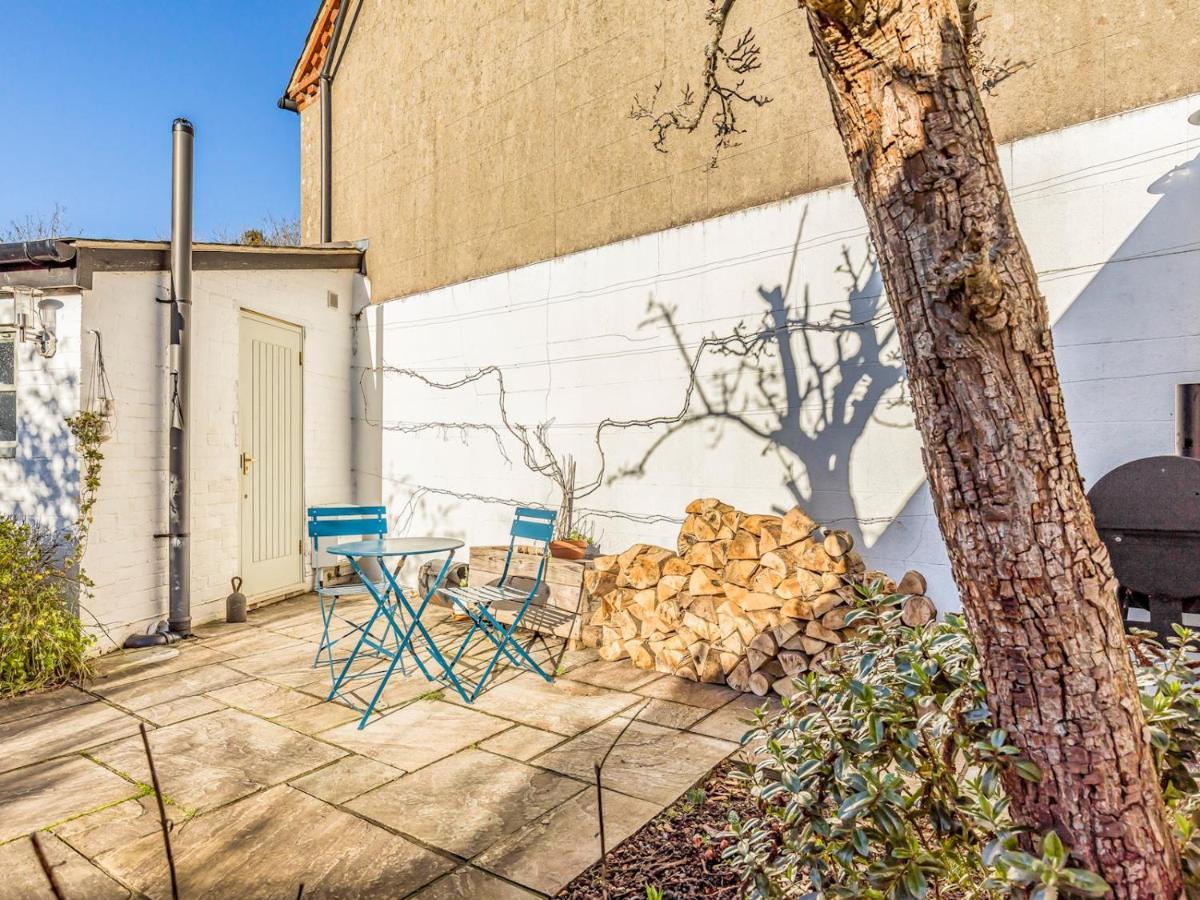 Pass The Keys Charming Downland Cottage Chichester Esterno foto