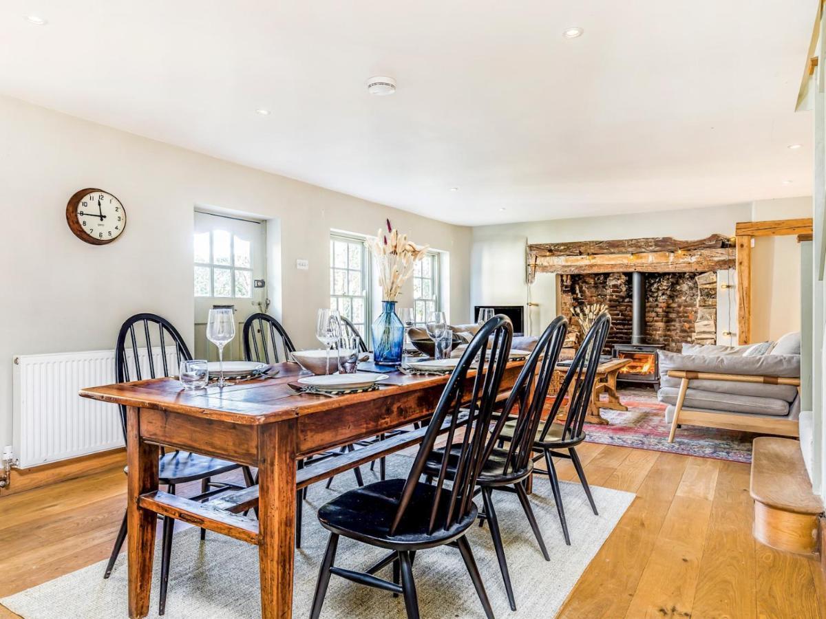 Pass The Keys Charming Downland Cottage Chichester Esterno foto