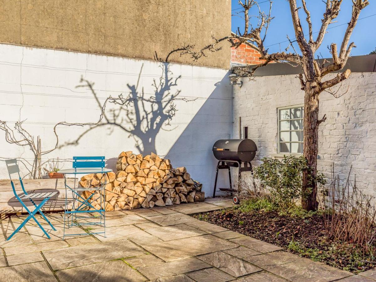 Pass The Keys Charming Downland Cottage Chichester Esterno foto