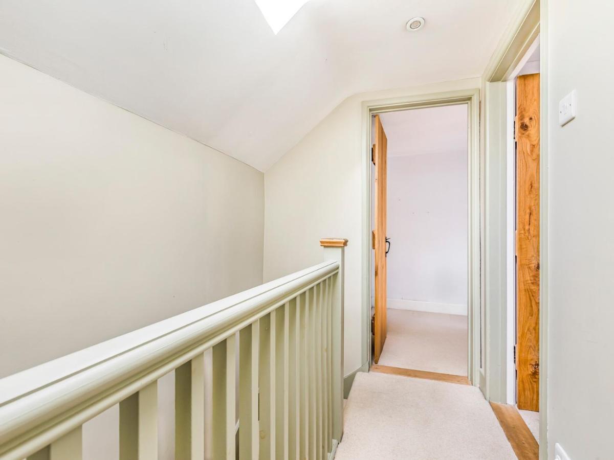 Pass The Keys Charming Downland Cottage Chichester Esterno foto