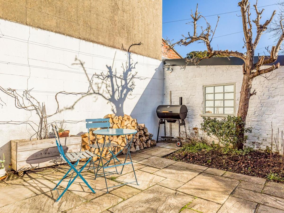 Pass The Keys Charming Downland Cottage Chichester Esterno foto